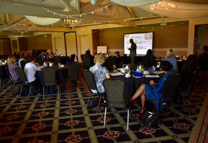 Tony Toomer, opioid treatment program manager for Indiana's Family and Social Services Administration, addresses employers in South Bend. (Justin Hicks/IPB News)