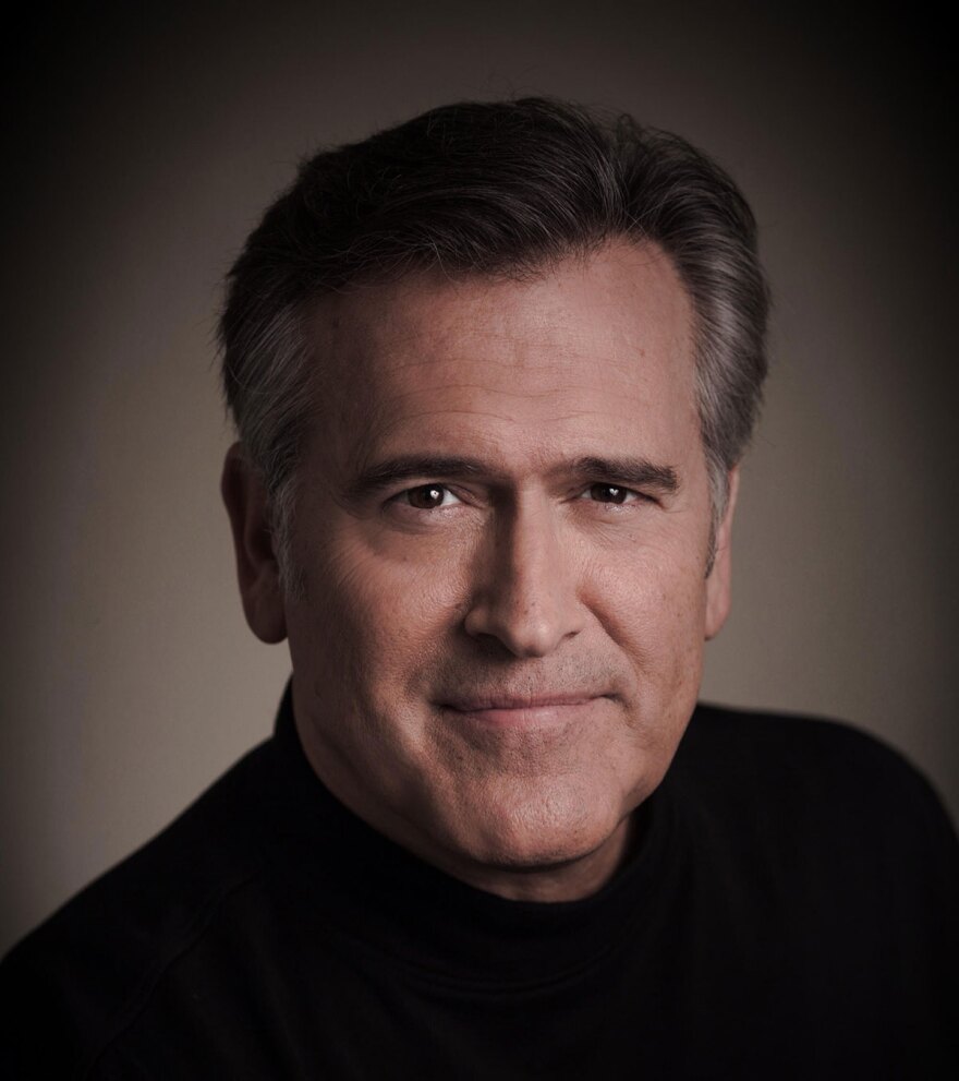 Photo of actor Bruce Campbell