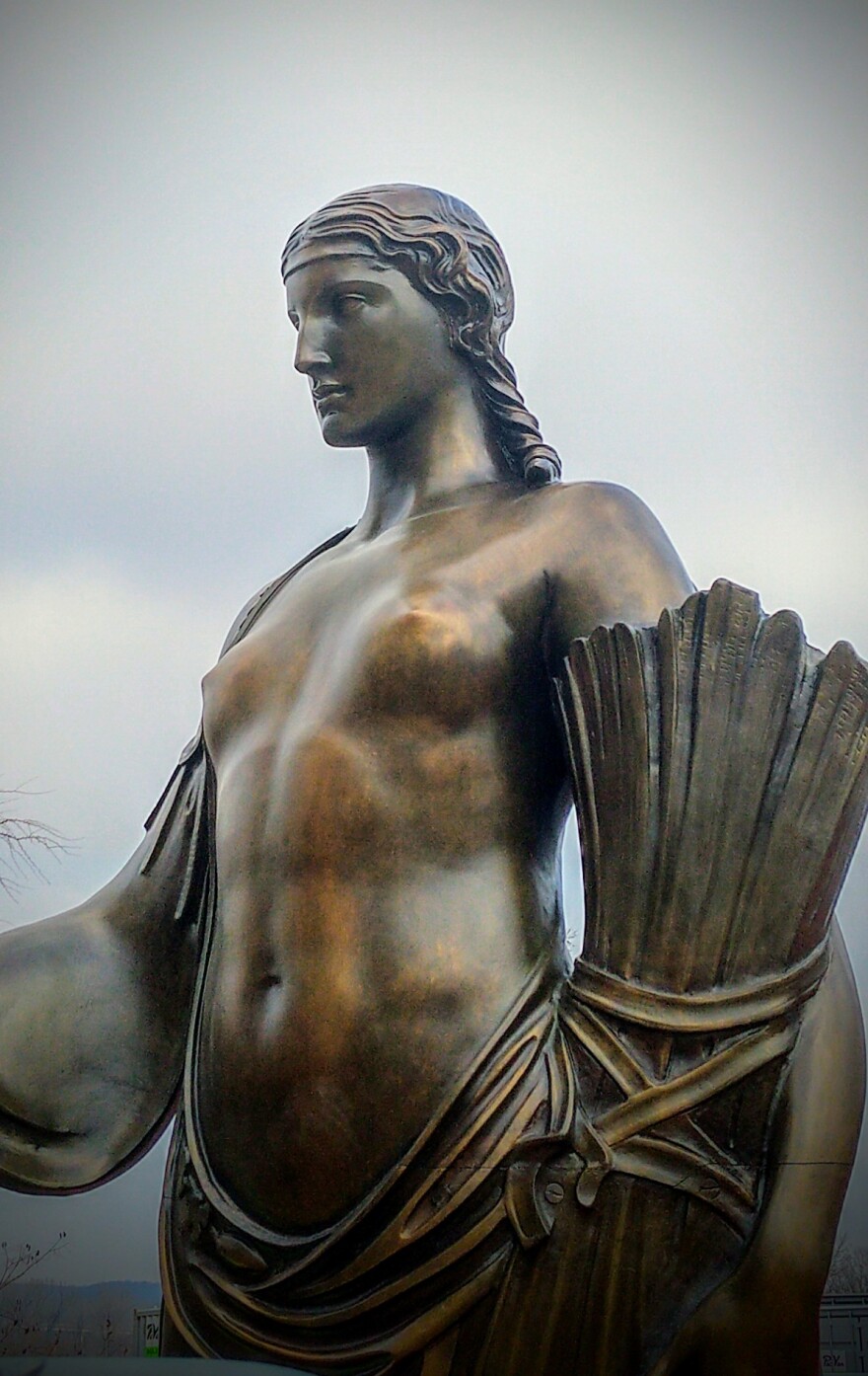 Ceres was removed from the dome of the Missouri State Capitol in November 2018 for the first time in almost 100 years. 