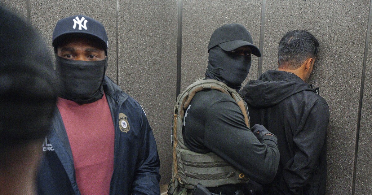 ICE signals it'll ignore CT law banning masked agents