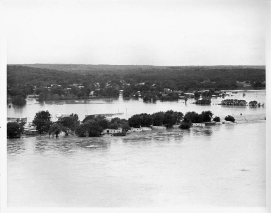 Neighborhoods and mobile home parks in Tulsa after the Arkansas River flooded in October 1986.