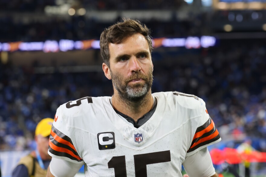 Cleveland Browns quarterback Joe Flacco (15) leaves the field following an NFL football game against the Detroit Lions.