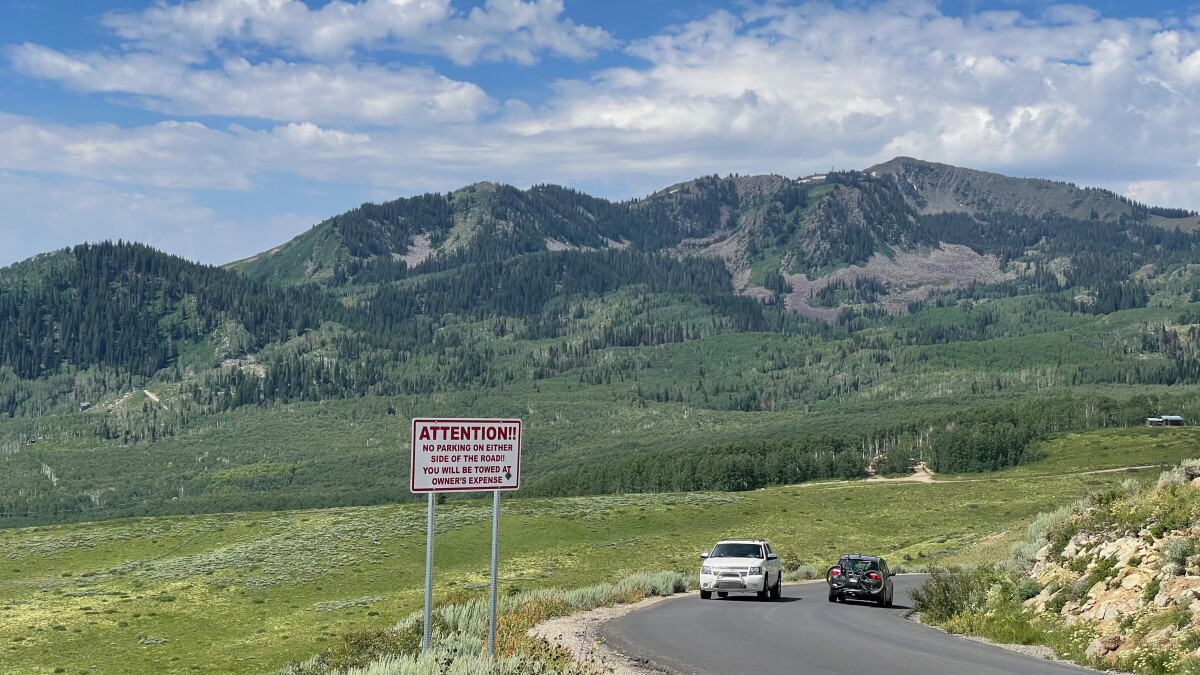Free Big Cottonwood Canyon shuttle aims to reduce Bonanza Flat weekend traffic