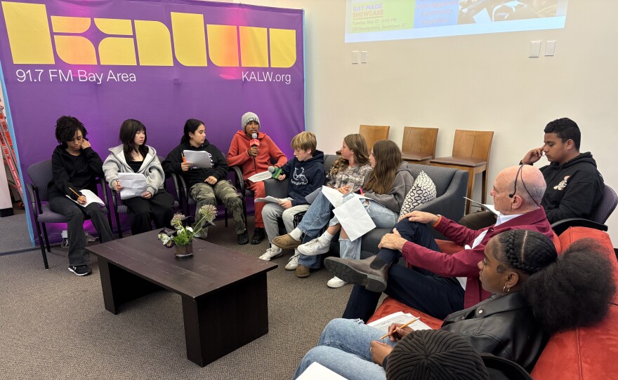 Peer Talk hosts speaking with Bob Fisher, former CEO of Gap Inc.
