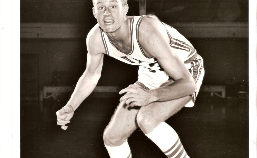 Lind in his Duke uniform.