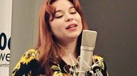 Carmen Lookshire at WEXT