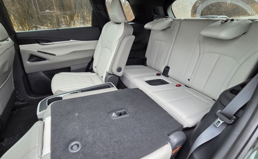 2026 Infiniti QX60 Autograph AWD third row