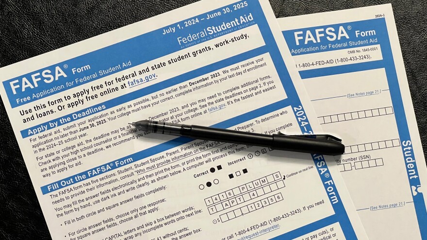 advocacy-group-says-fafsa-glitches-hurt-arizona-students-with-undocumented-parents for Free Printable Fafsa Application Form Advocacy group says FAFSA glitches hurt Arizona students with undocumented parents for Free Printable Fafsa Application Form