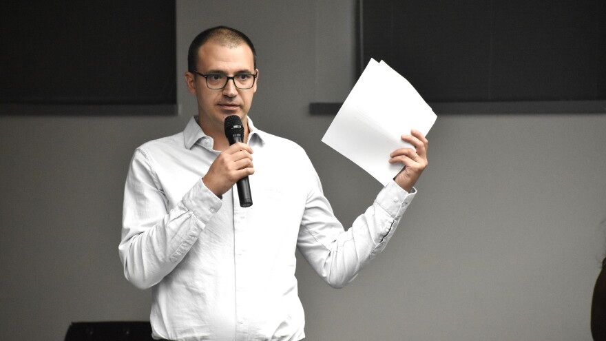 Franklin County Democratic Party Central Committee member Will Petrik speaks at a county party meeting on September 22, 2026.