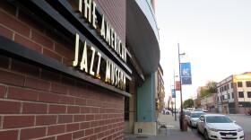 Kansas City officials endorsed a plan Wednesday that would require the leaders of certain Kansas City organizations and nonprofits, such as the American Jazz Museum, live within city limits. 