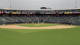Baseball fans bear frigid temperatures at Jackson Field during the 2026 crosstown showdown v. MSU.