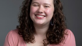 Lily Burris Headshot