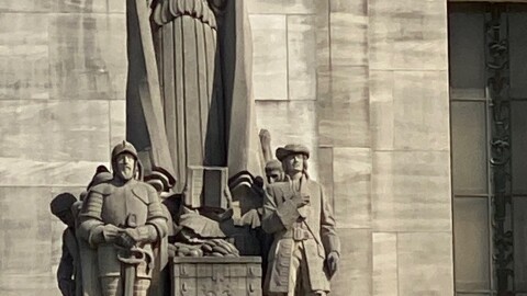 Sculptures outside of the Louisiana State Capitol building