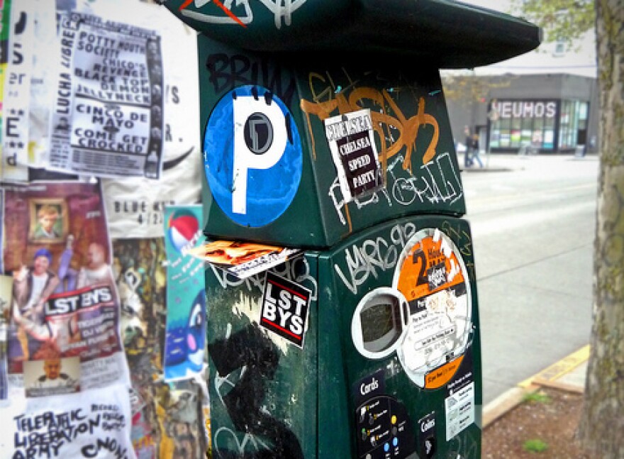 KING5 reports that a glitch in Seattle's parking meters over the last week have left some meters that normally take credit cards for payments sporadically unable to connect, preventing drivers from paying.