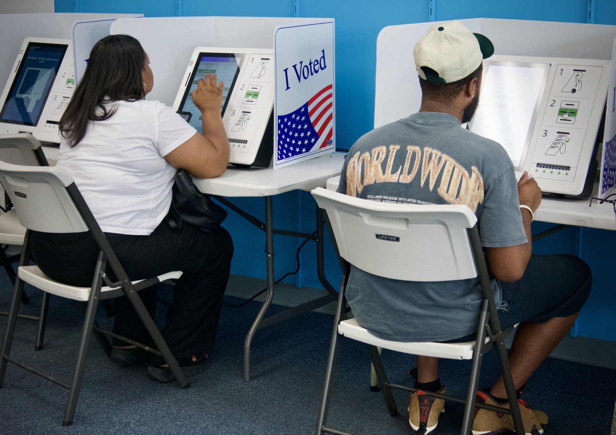 Casting an informed vote in Kansas or Missouri can be tricky. Here’s some tips
