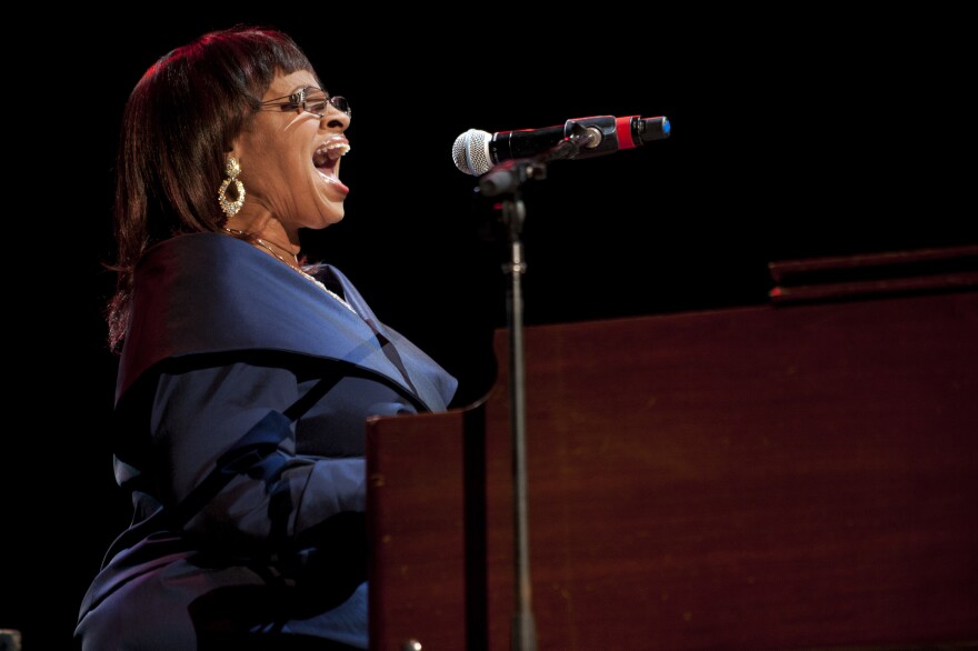 Twinkie Clark onstage in Cleveland in 2011, performing at a Rock & Roll Hall of Fame tribute concert honoring Aretha Franklin.