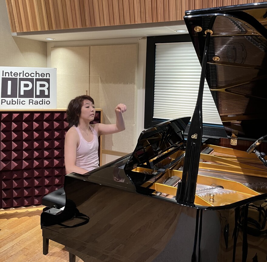 Pianist Claire Huangci performs music of Bach in IPR's Studio A (2023)