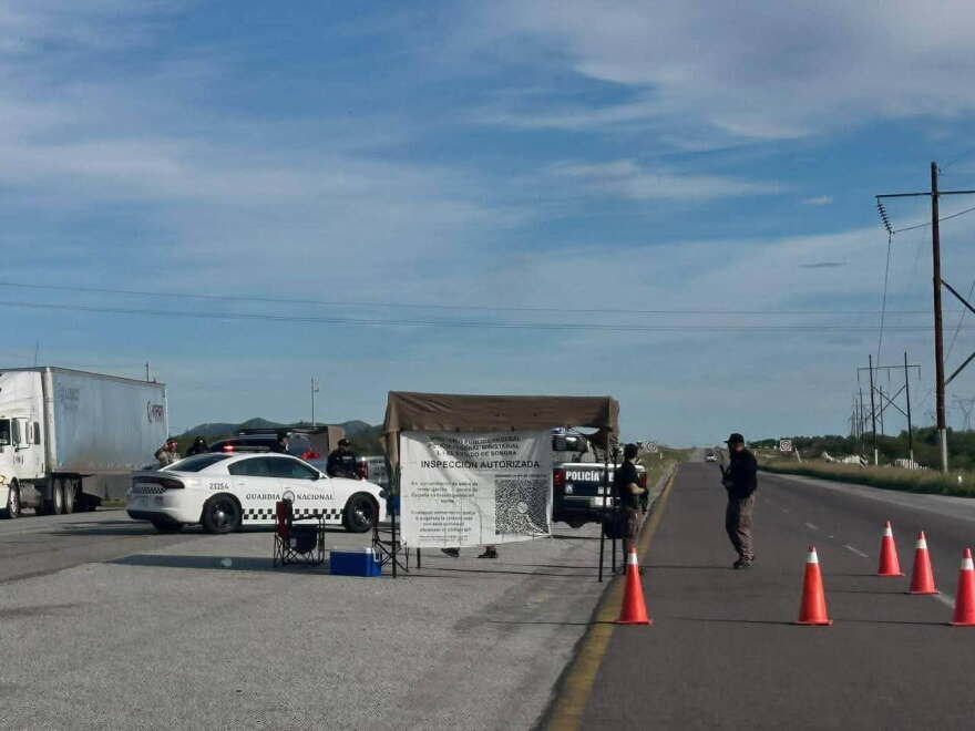 Security officials in Sonora said an inspection of Highway 15 did not reveal any illegal checkpoints, after videos on social media allegedly showed extortions.