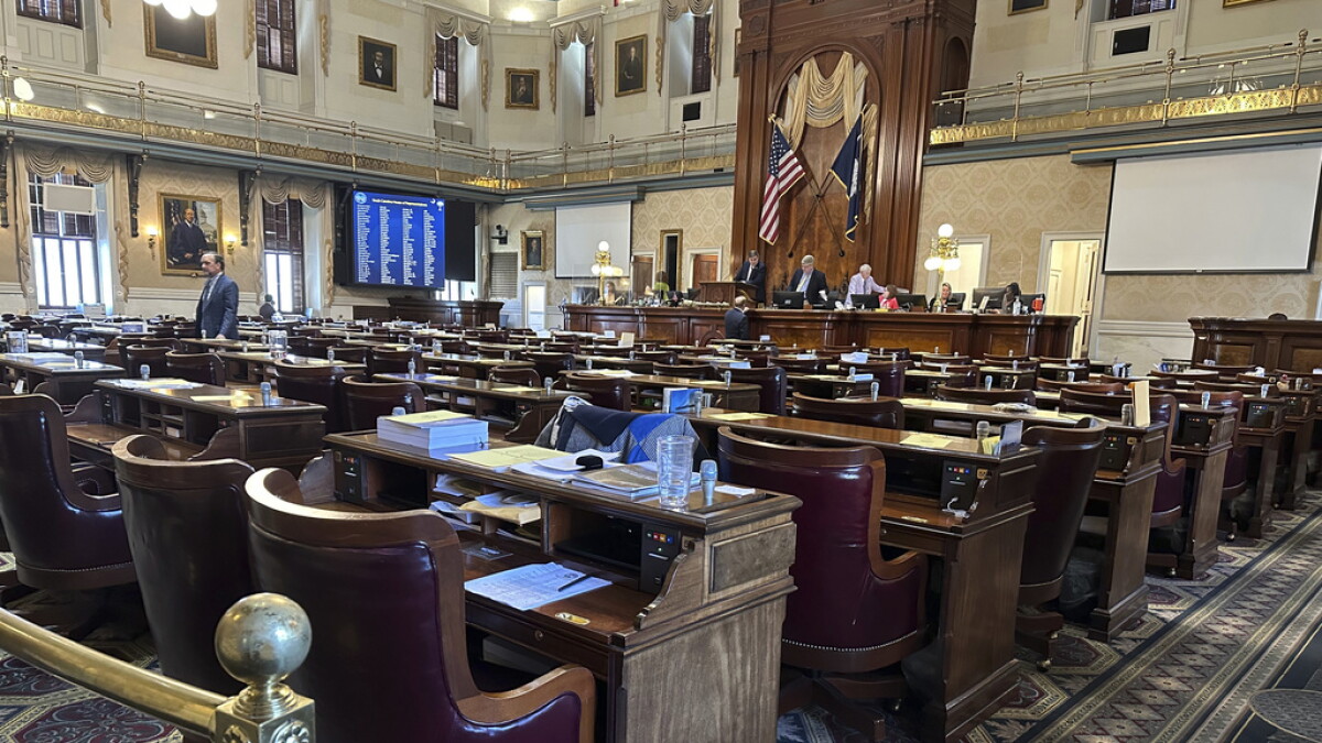 Empty House chamber tells story as South Carolina lawmakers can't agree on budget - Vimarsana News