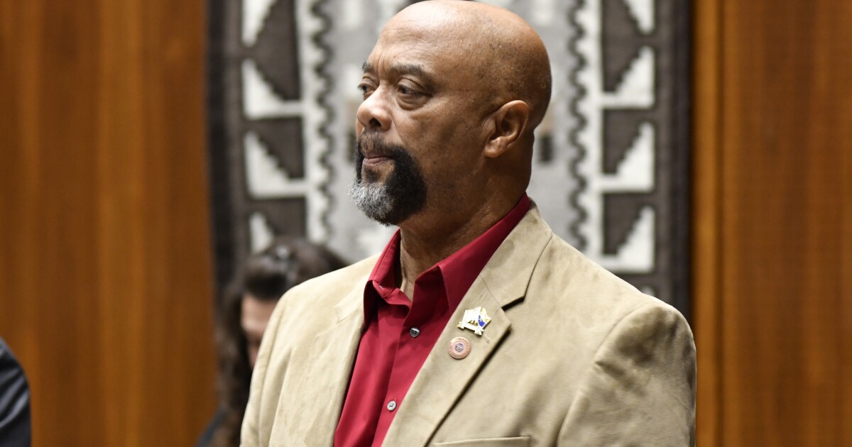 Navajo County Board of Supervisors faces legal challenges over recorder appointment