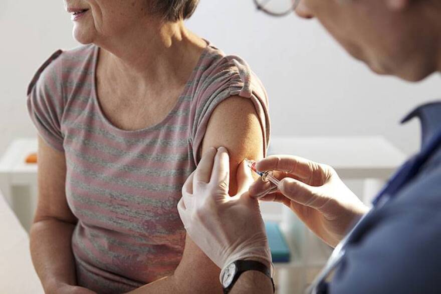 State health officials are urging Indiana residents to get their flu vaccinations.