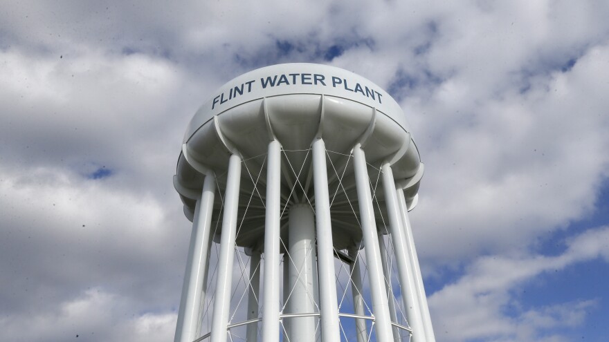 President Obama will visit Flint, Mich., on Wednesday to learn about the federal government's response to the lead water contamination there.