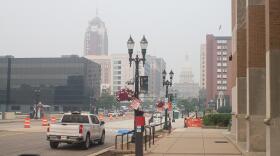 smoky skies in downtown lansing