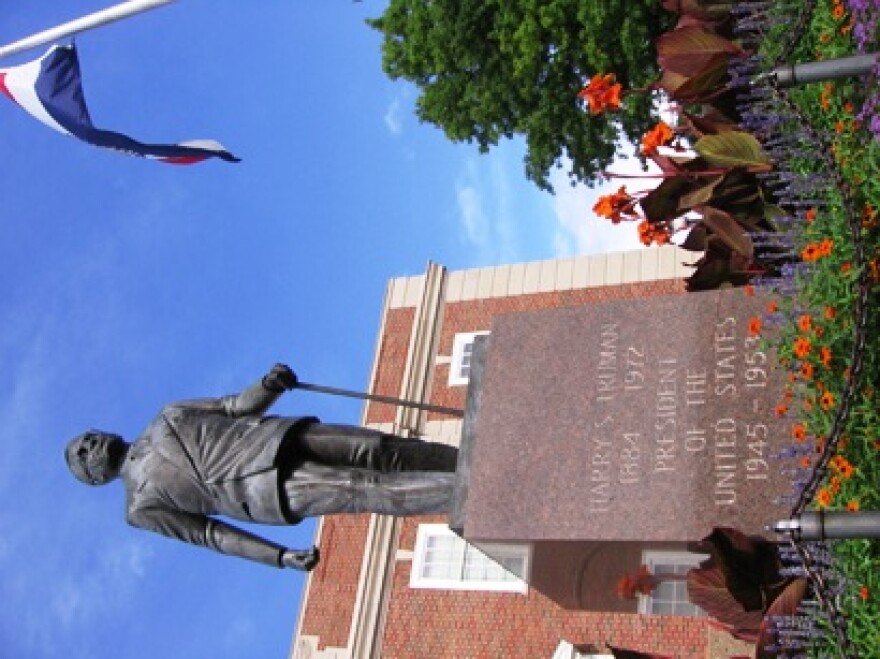 The Man from Independence as backdrop for Missouri Democrats' unity rally. Scene is old Independence town square.