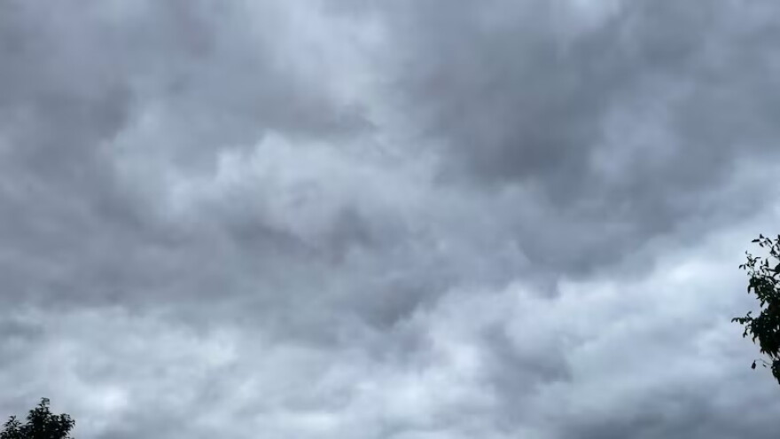 A cloudy sky paves the way for rain and a steep drop in temperatures throughout Oregon during the first week of September 2026.