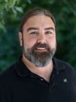 Greg Munteanu