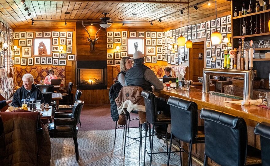 A photo of the interior of Bistro Roca