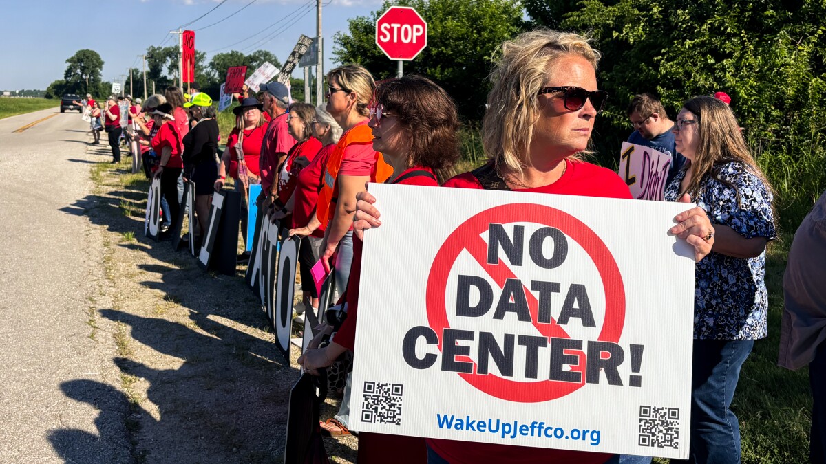 Missourians rally against data centers as officials gather to discuss them