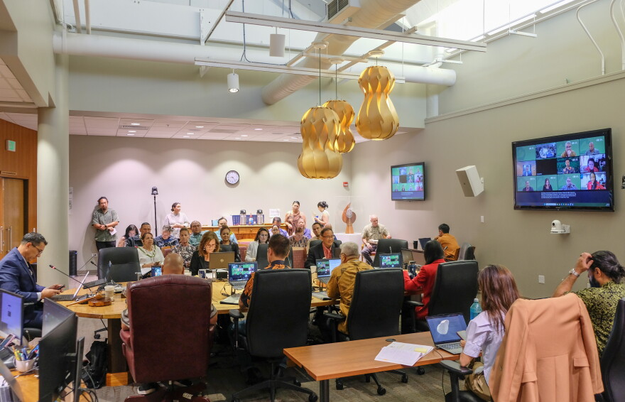 The Office of Hawaiian Affairs Board of Trustees voted 5-4 to defer their decision to pick its permanent chief officer (October 22, 2026).