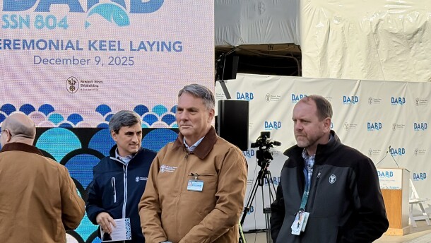 Australian Deputy Prime Minister and Minister for Defence Richard Marles (center) at the keel laying ceremony for the USS Barb.