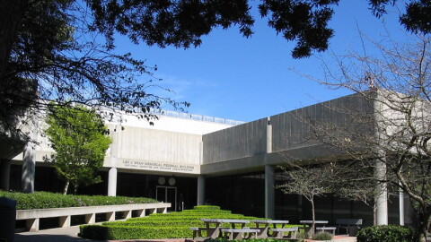 The U.S. National Archives, Pacific Region, San Francisco branch located in San Bruno, California pictured in 2006. It stores records from Northern and Central California, Hawai/i, and territories in the Pacific.