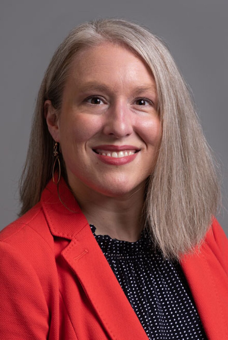 Brinkley_Jennifer_w.jpg