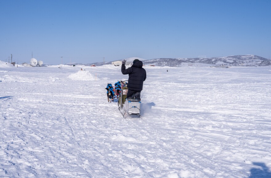 Jessie Holmes leaves the Unalakleet checkpoint on March 15, 2026.