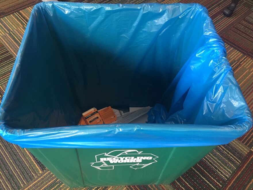 blue_bag.jpg