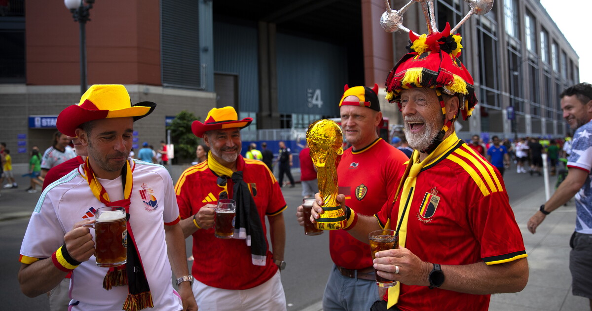 High expectations, low buzz: World Cup fans appear to favor alcohol over weed in Seattle