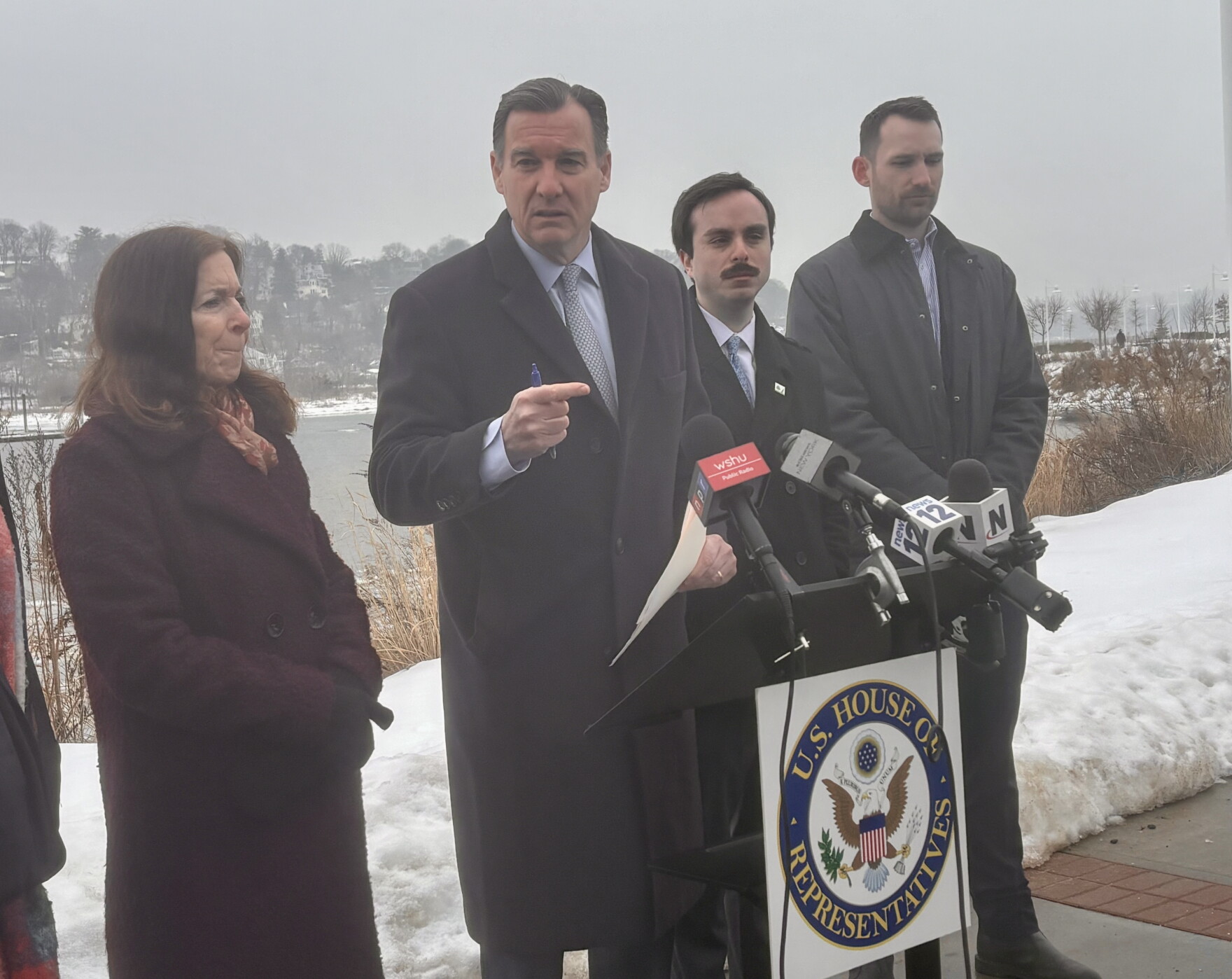 Long Island lawmaker, climate activists decry EPA emissions rollback