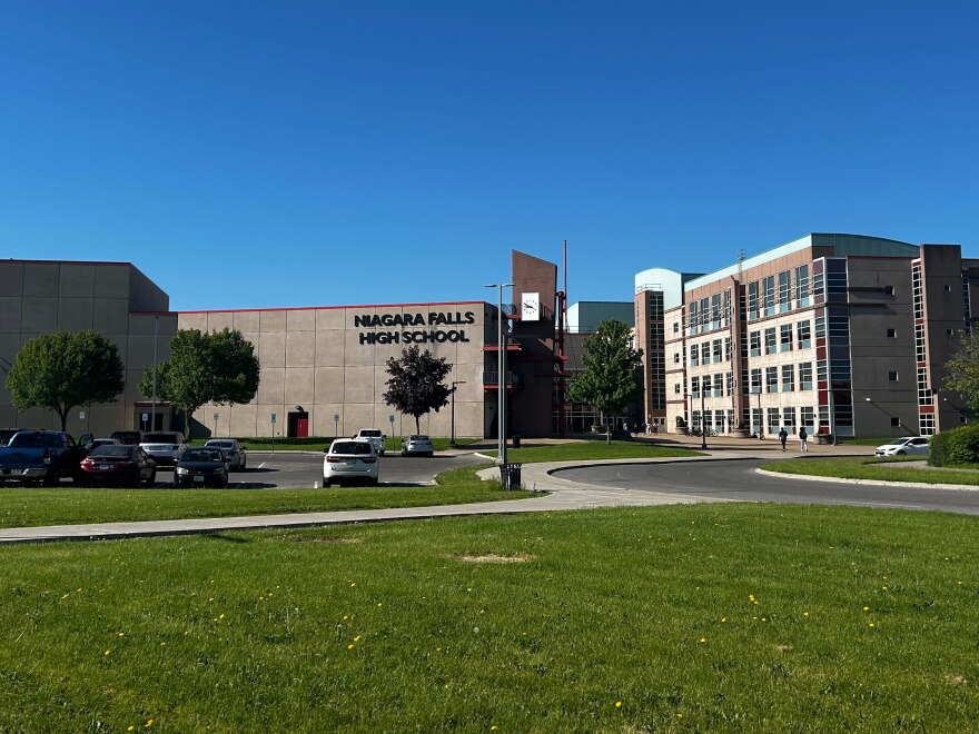 At Niagara Falls High School in New York, fewer students are choosing to enroll in college after graduation. In response, the school is requiring students to focus on their career options by 11th grade.