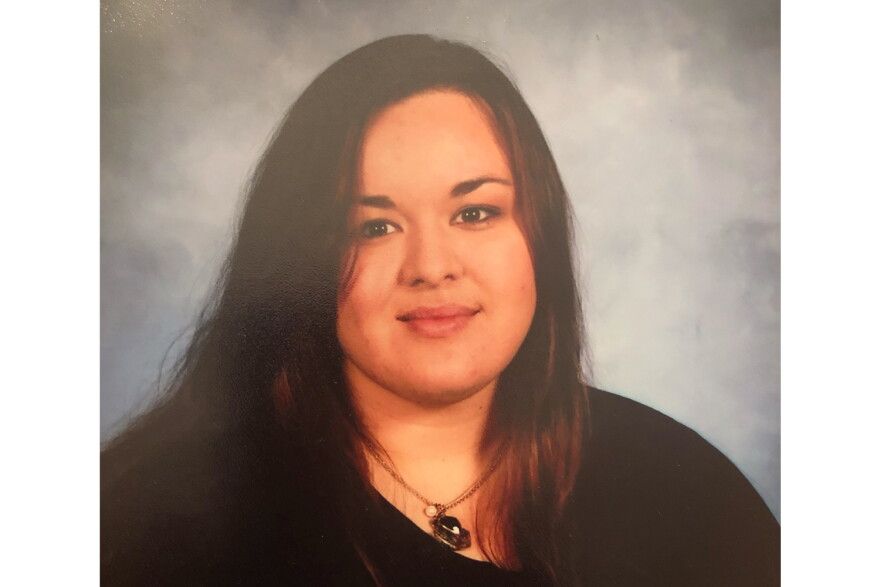 A headshot of teacher and COVID-19 victim Melinda Roellig.