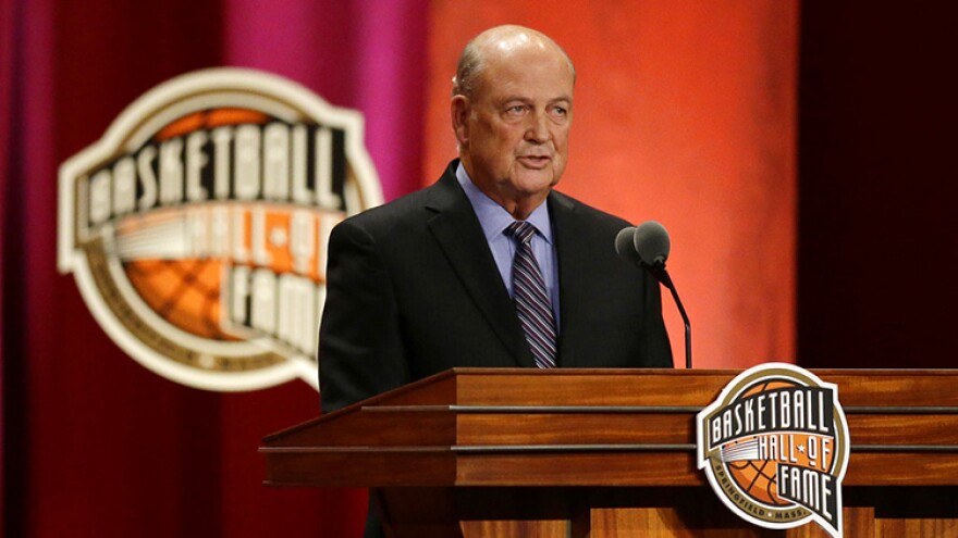 NCAA adminstrator Tom Jernstedt speaks during his enshrinement into the Naismith Memorial Basketball Hall of Fame on Friday, Sept. 8, 2017, in Springfield, Mass.