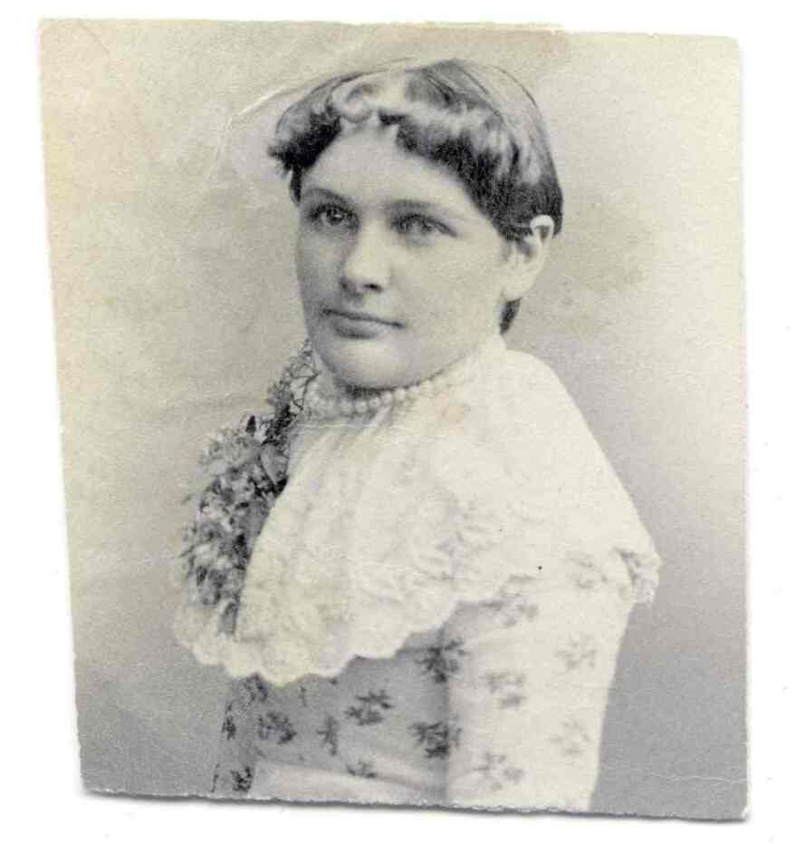 Sharlot Hall age 17