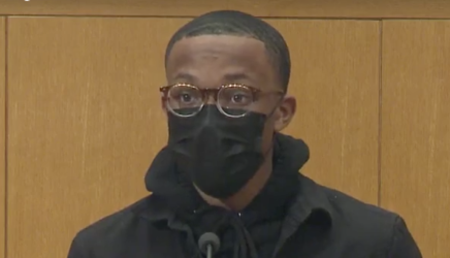 West Charlotte High student Malachi Thompson speaks to the CMS school board Tuesday.