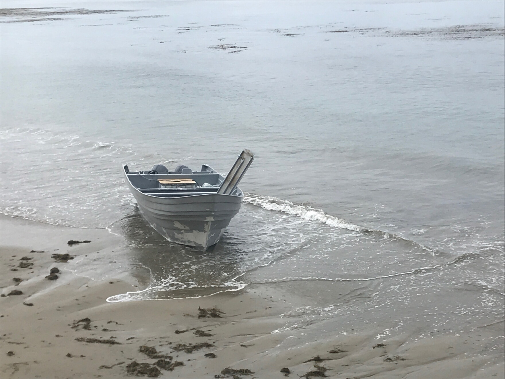 Smuggler's Boat Discovered On South Coast Beach; Search Fails To Find ...