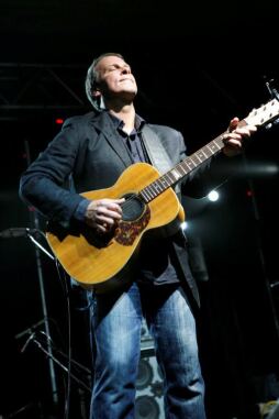 Loren Barrigar performing. Photo provided by artist..jpg