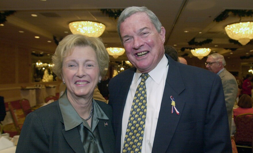 Former Missouri U.S. Senator and Missouri First Lady Jean Carnahan, pictured October 2001, alongside Missouri U.S. Senator Christopher "Kit" Bond.         