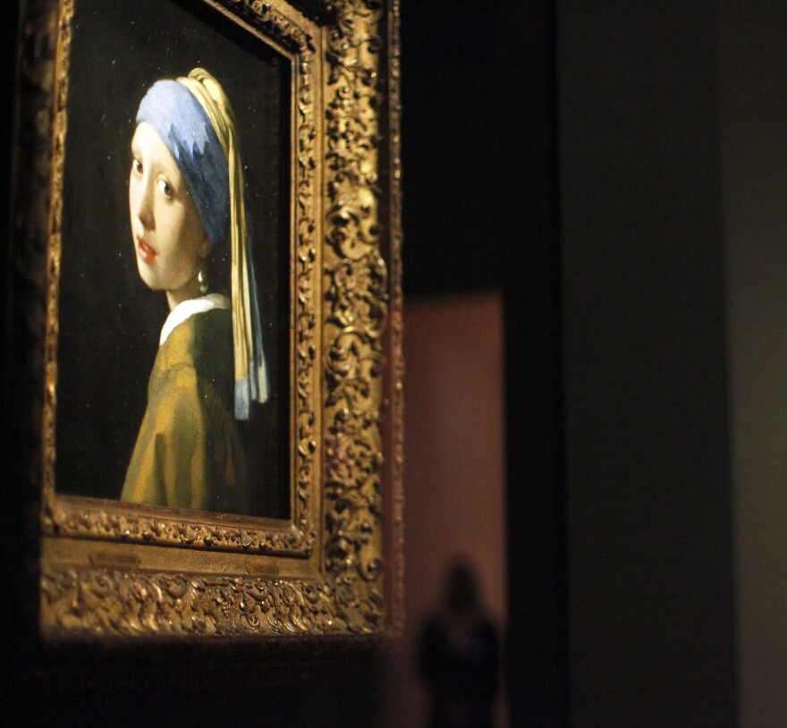 "Girl With a Pearl Earring"     (Jaime Henry-White/AP)