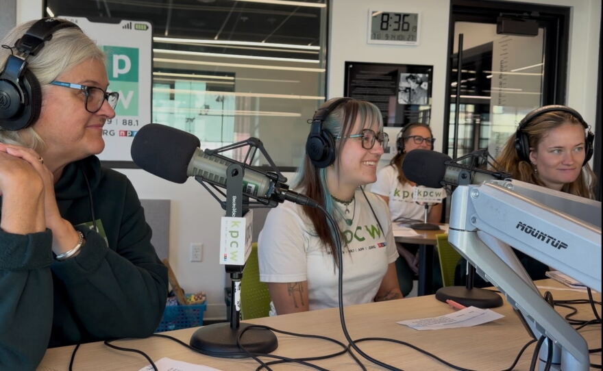 (Left to right) Managing Editor Jennifer Dobner, Reporter Kristine Weller and Reporter Ulla-Britt Libre.